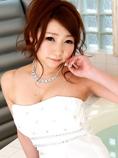 Yuni Katsuragi