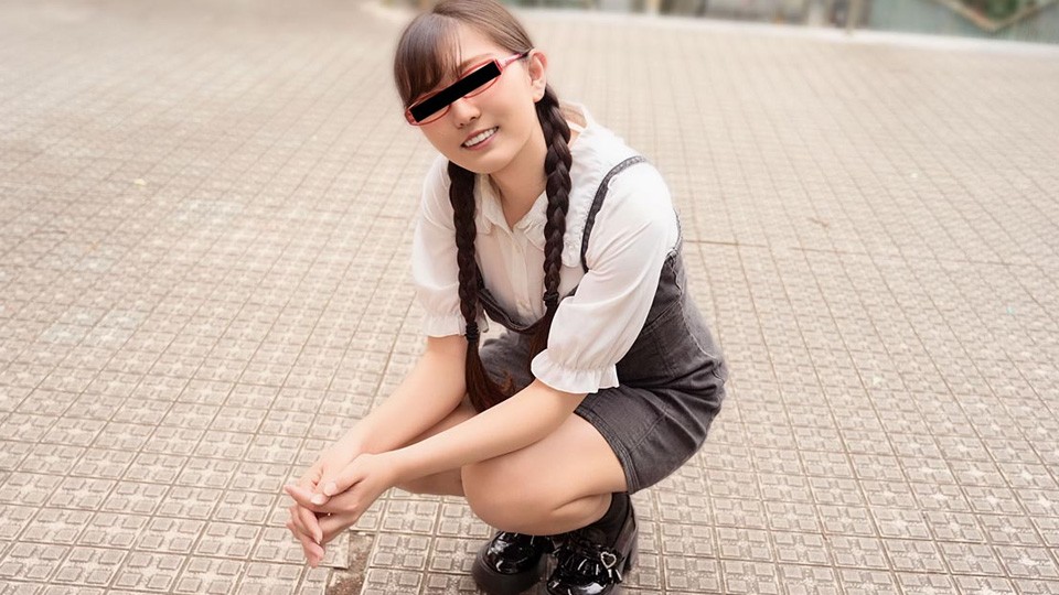 10musume 021426_01 A Girl With Red Glasses Who’s Also Interested In Developing Her Ass - Tomomi Sorimachi - JAV movie in FHD